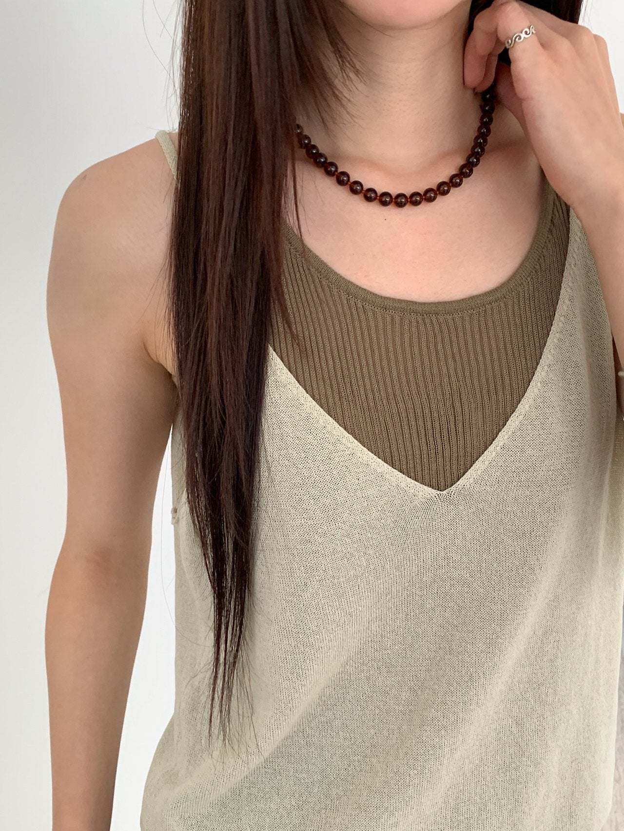 Vive L Two-Piece Linen V-Neck Knit Tank Top Set with Ribbed Inner Top
