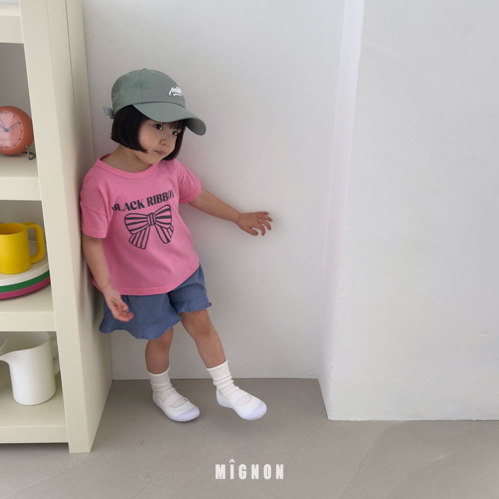 Mignon Ribbon Graphic Tee & Ruffle Hem Shorts Set  — Kids