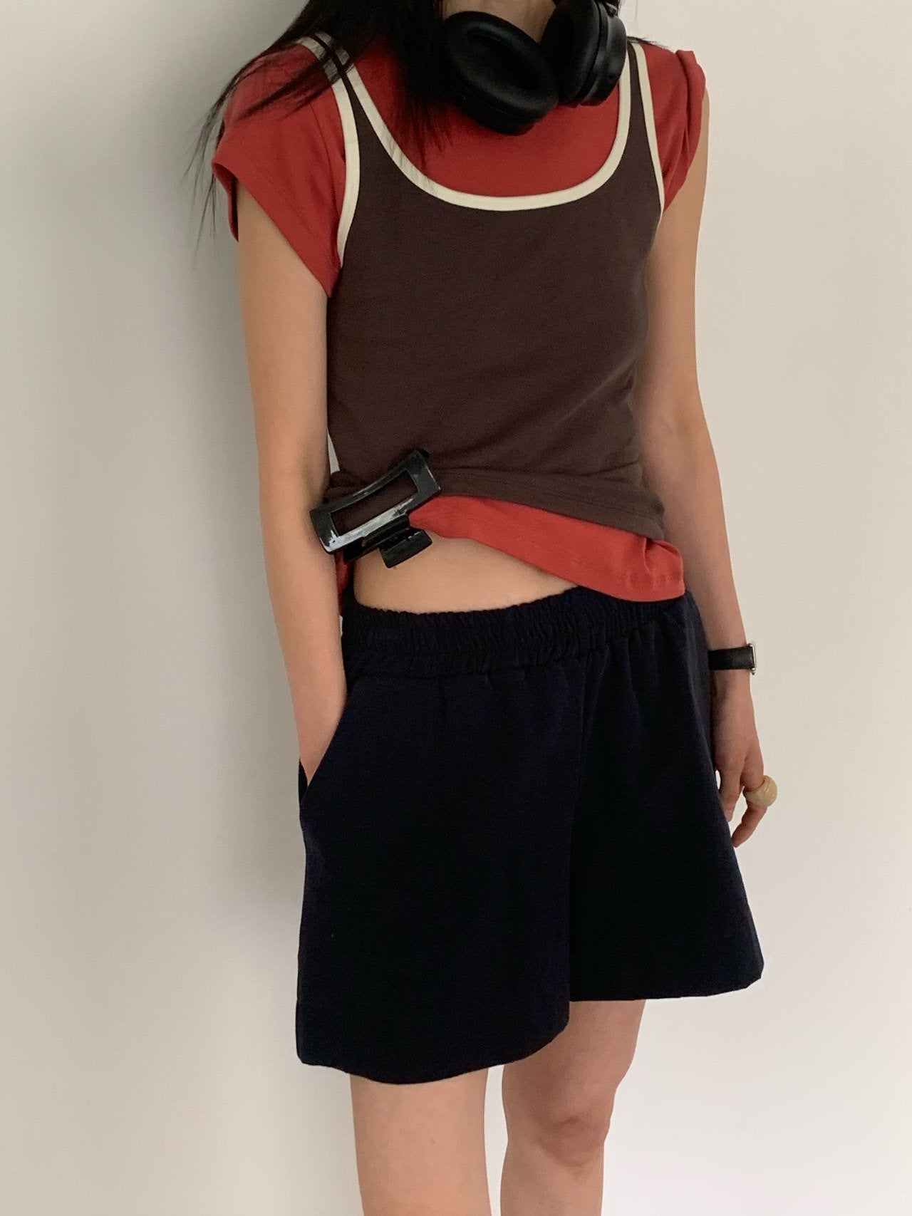VAARA Contrast Trim Scoop Neck Slim Fit Tank Top