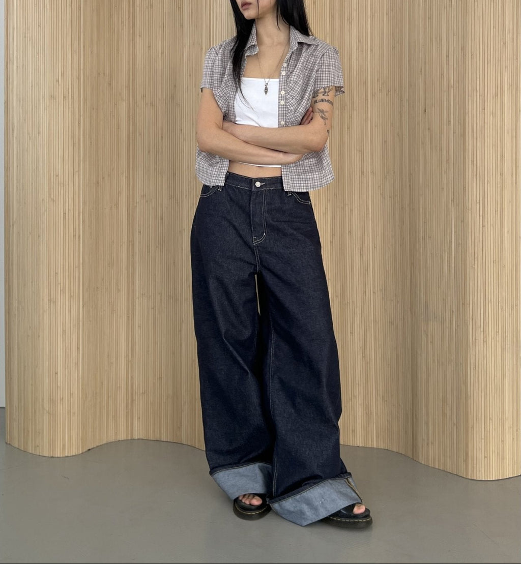 ASKHAKI Check Shirring Puff Sleeve Cropped Button Shirt
