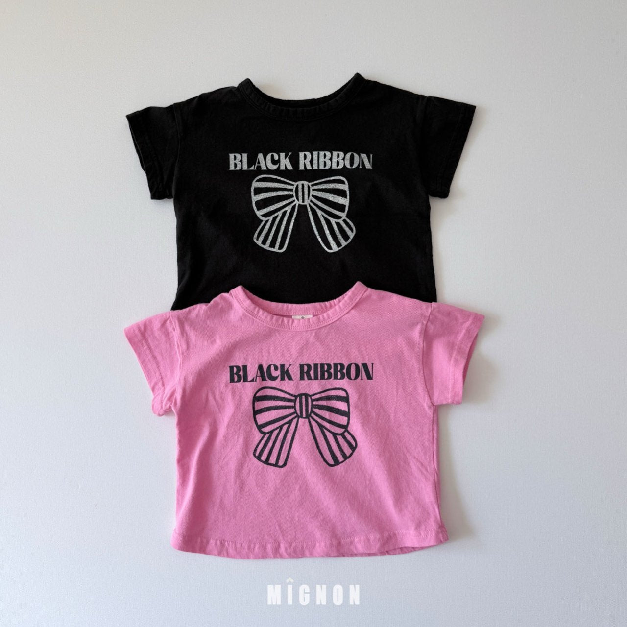 Mignon Ribbon Graphic Tee & Ruffle Hem Shorts Set  — Kids