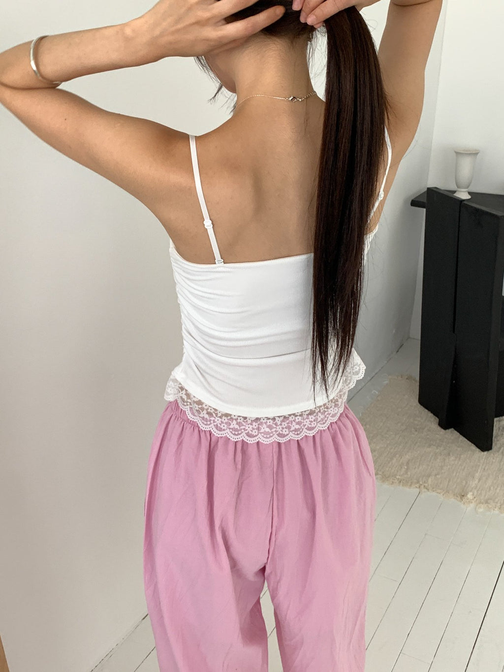 Vive L ribbed lace hem camisole top tube style in White