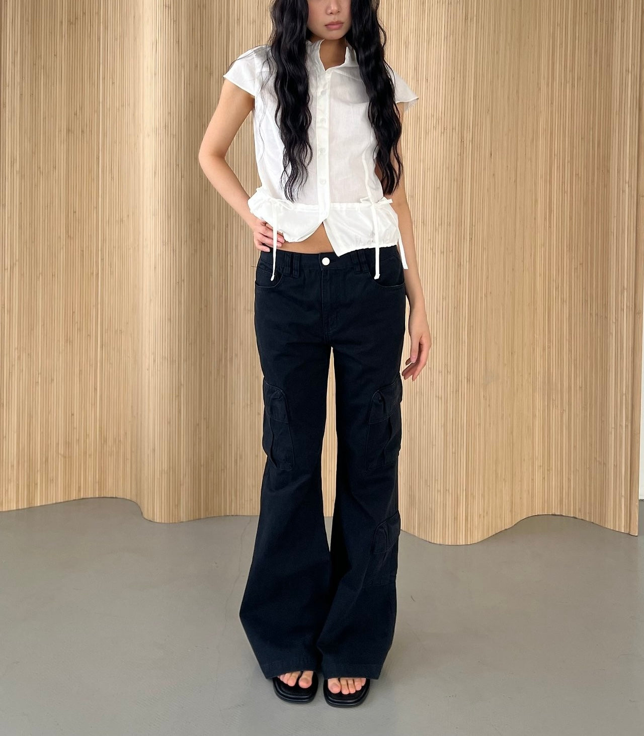 ASKHAKI Stand Collar Patch Pocket Drawstring Hem Cropped Shirt