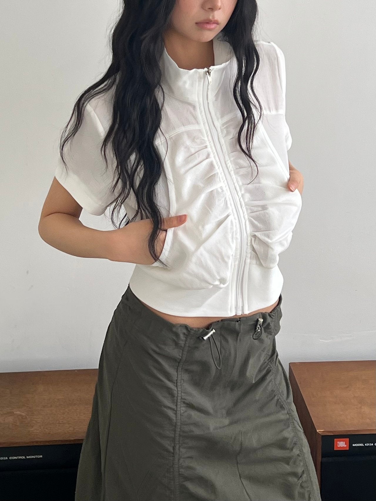 ASKHAKI Cooling Shirred Stand Collar Cropped Zip-Up