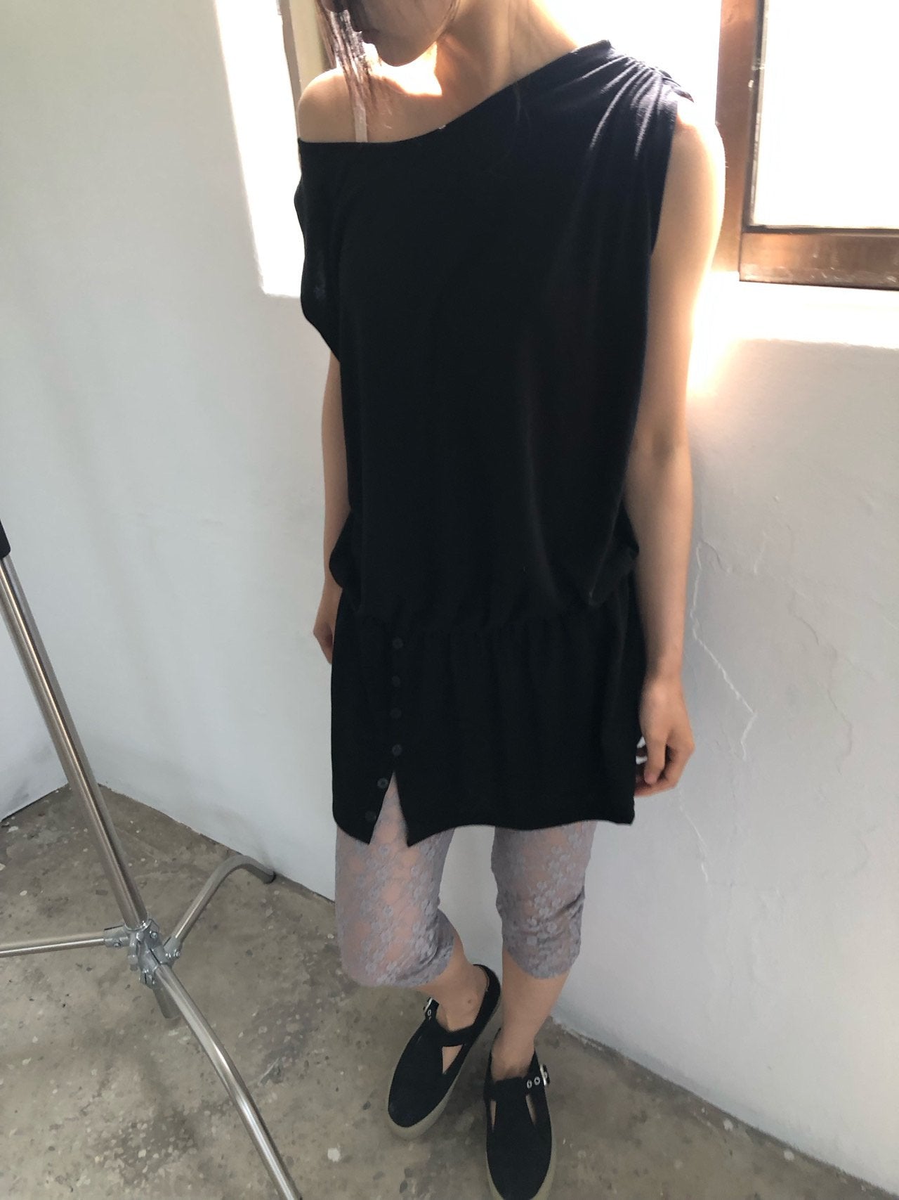 Nue Flash Lace Cropped Leggings