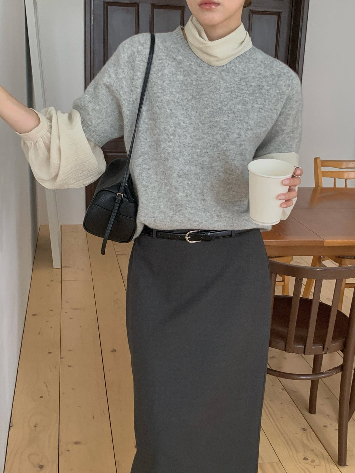 Crew Neck Short Sleeve Wool Knit Pullover