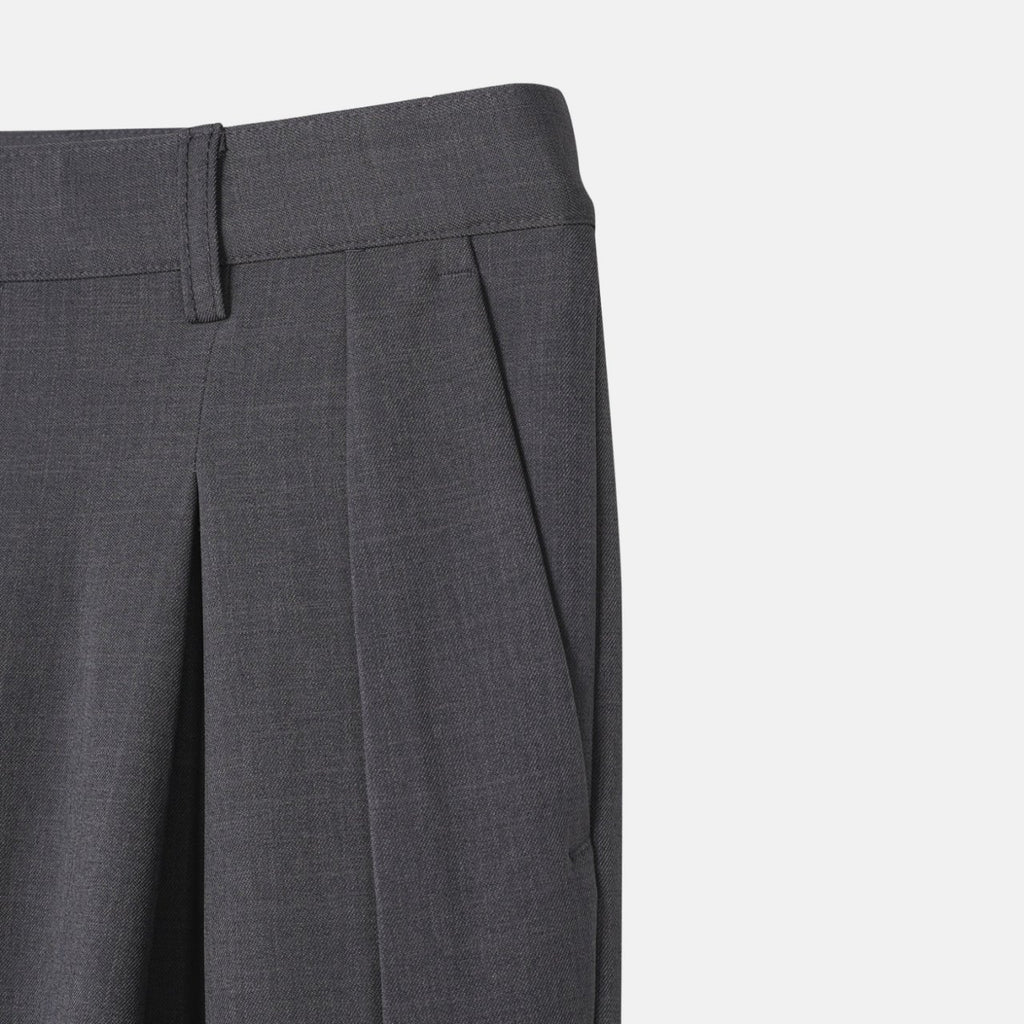 Pantaloni sartoriali a gamba larga con pinces