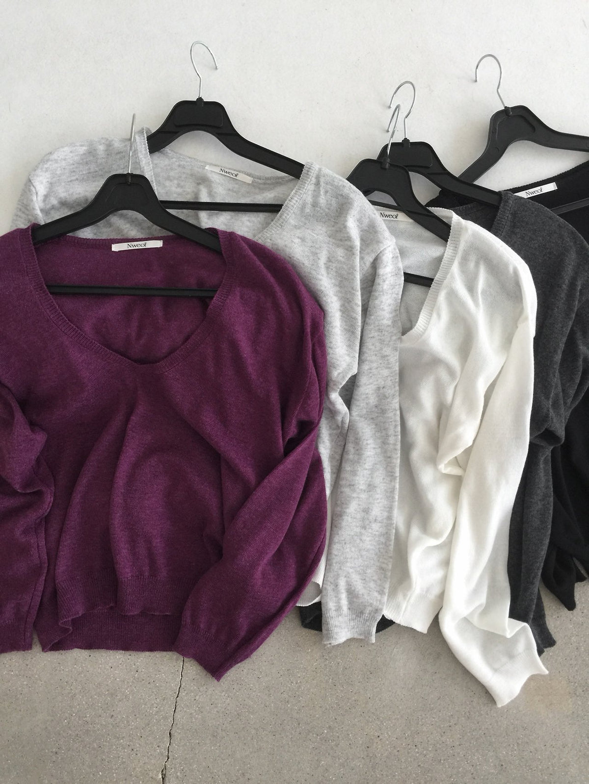 Nweol Deep V-Neck Long Sleeve Knit Top
