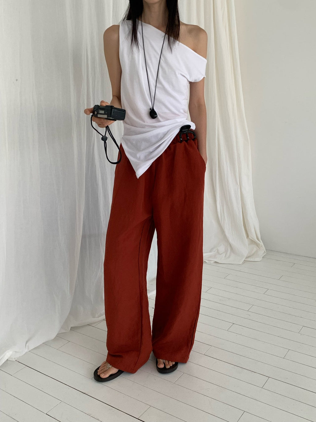 VAARA Linen Wide Leg Trousers with Elasticated Waist