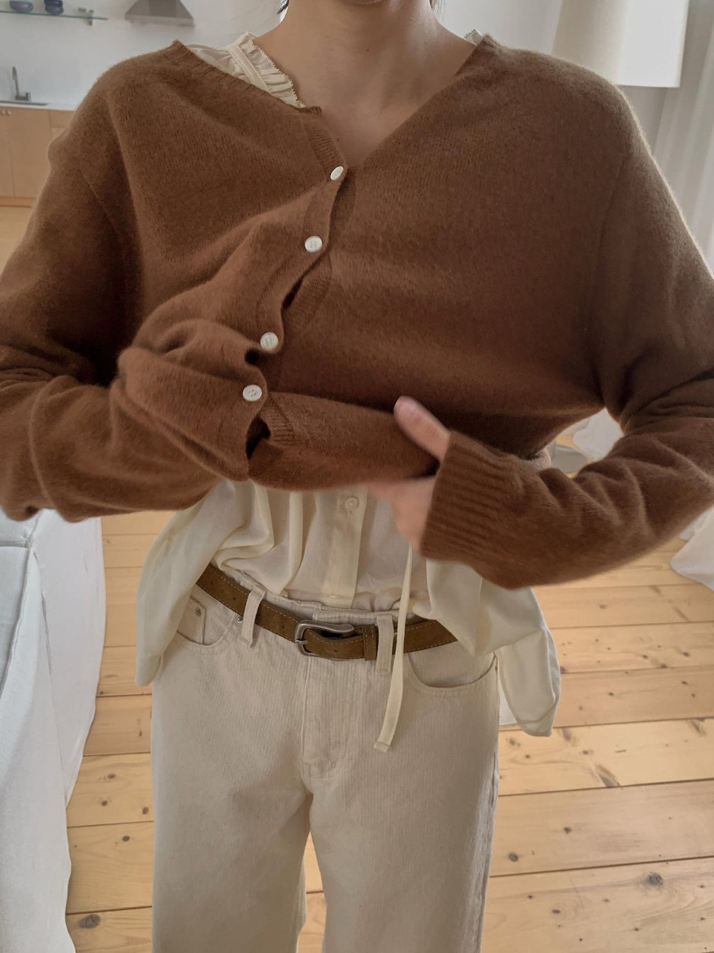Crew Neck Wool Knit Cardigan