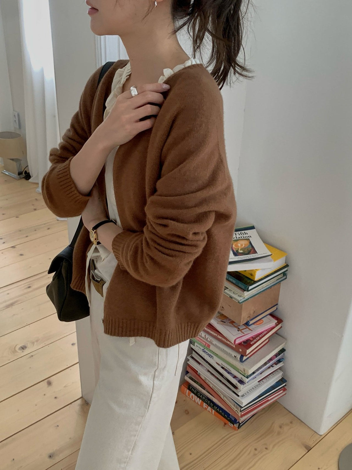 Crew Neck Wool Knit Cardigan