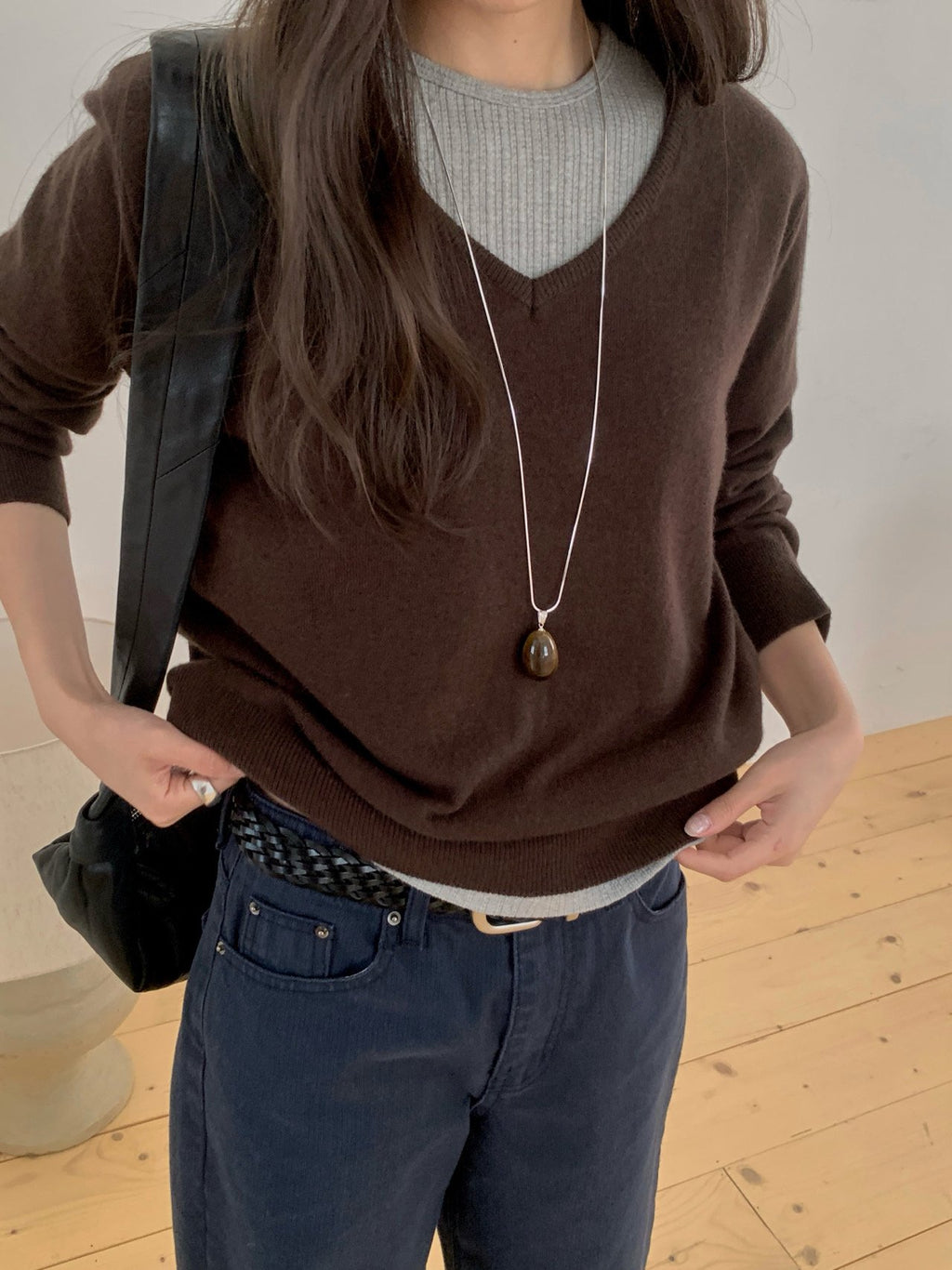 V-Neck Cashmere Blend Knit Pullover