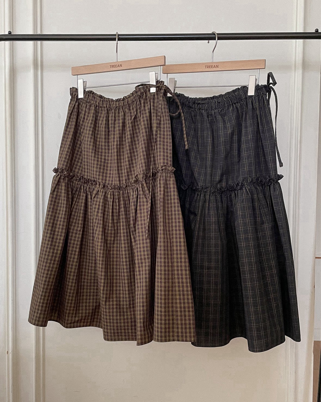 Tiered Midi Skirt with Check Pattern and Drawstring Waist
