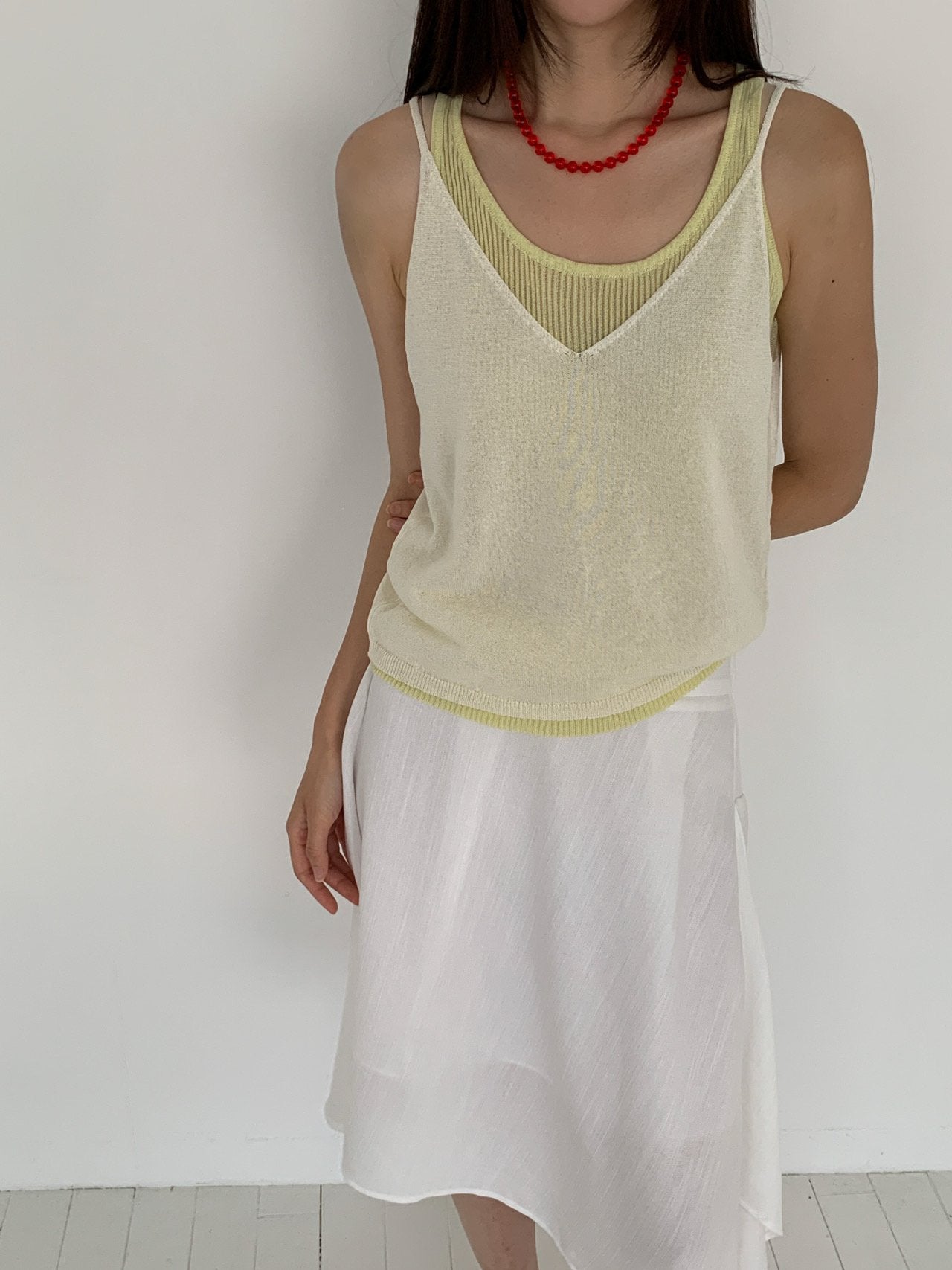 Vive L Two-Piece Linen V-Neck Knit Tank Top Set with Ribbed Inner Top