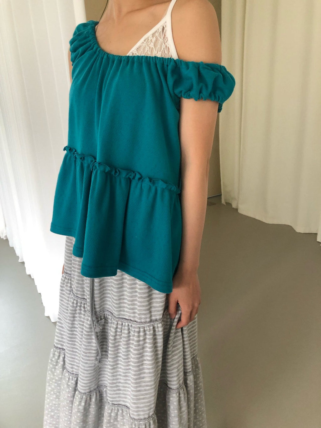 Nue Flash Gathered Sleeve Tiered Ruffle Top