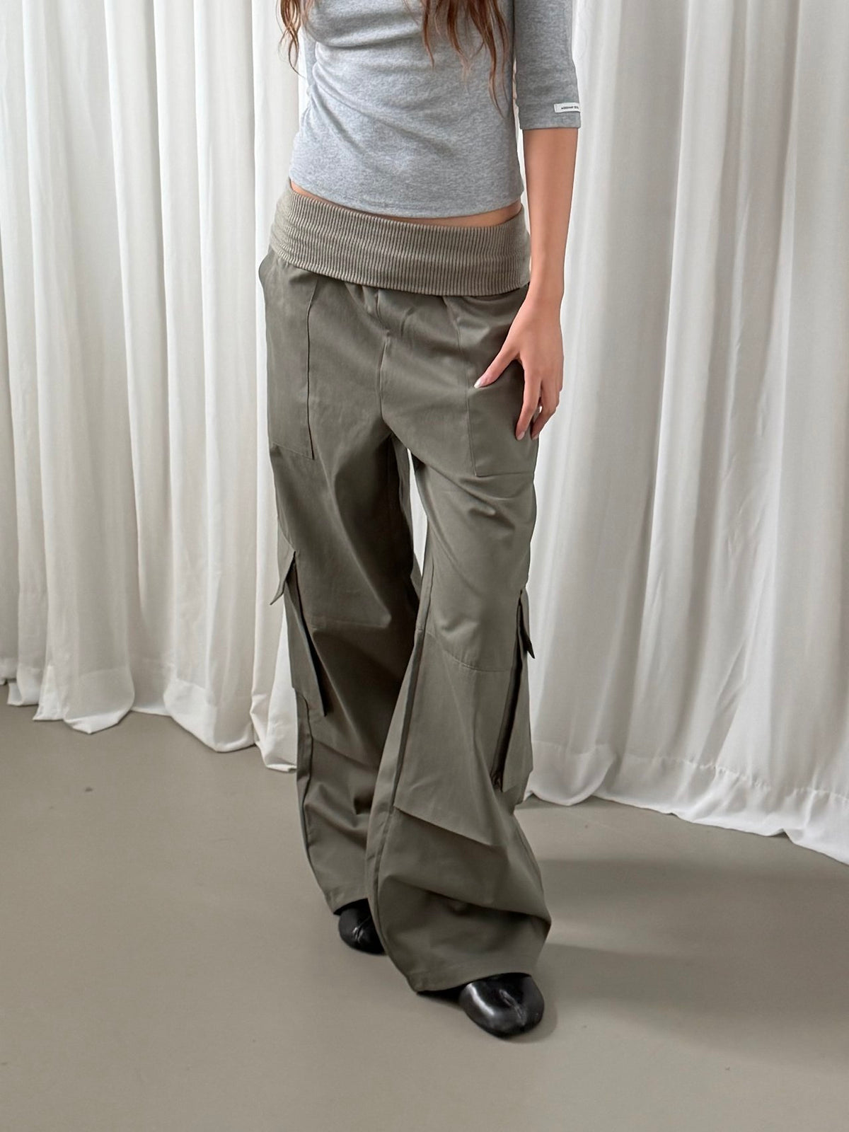 Rib Waistband Wide Leg Cargo Pants