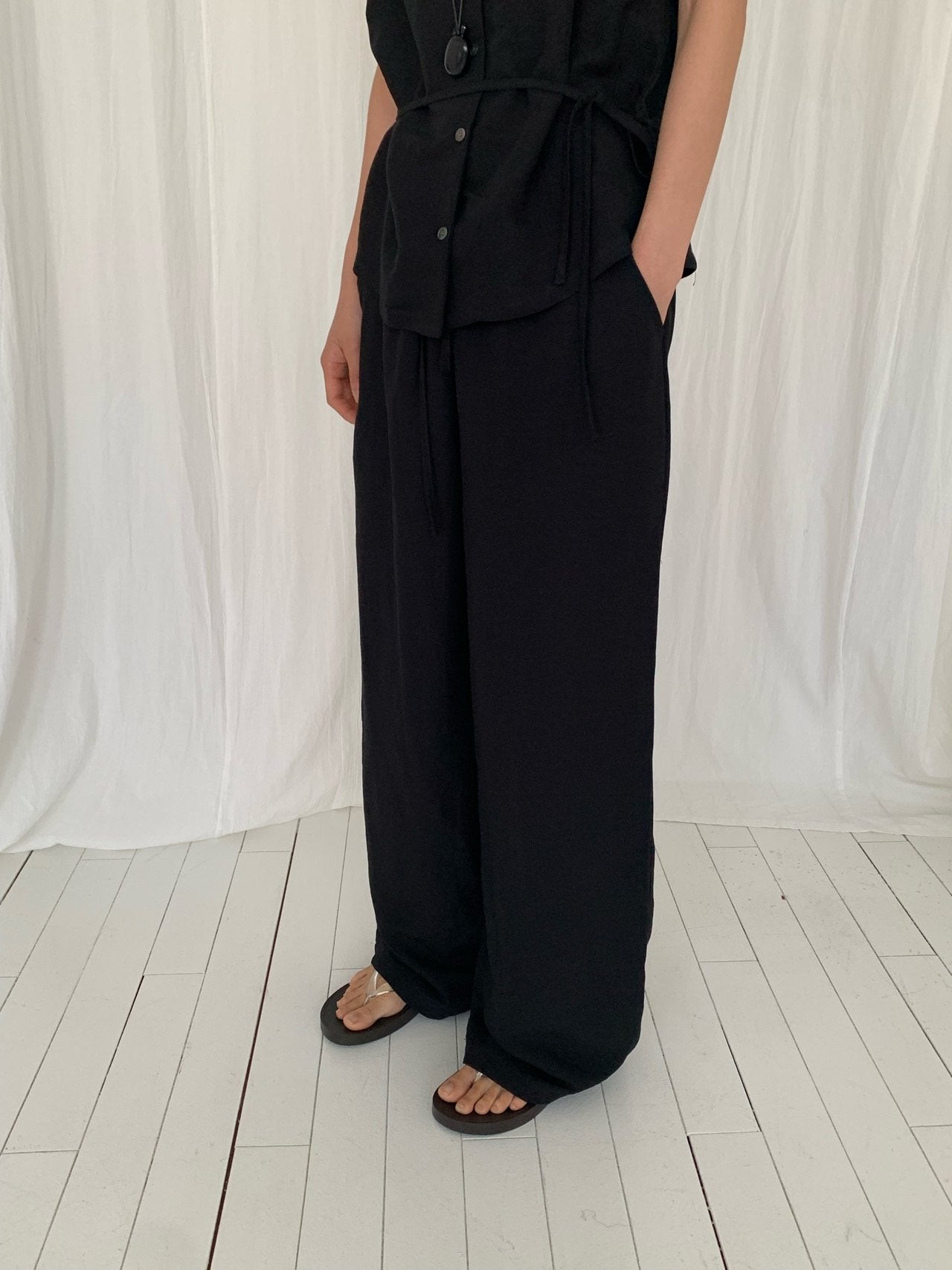 VAARA Linen Wide Leg Trousers with Elasticated Waist